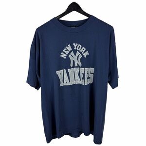 Vintage 1980s Medallion New York Yankees Thin MLB Baseball Shirt Size XL